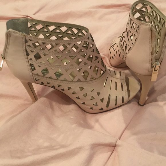 Cute heels 👠 - Picture 4 of 7